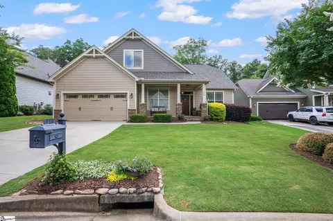 124 Beaumont Creek Ln, Greenville, SC 29609