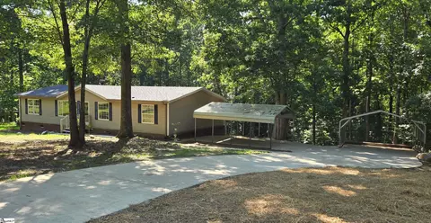 731 Burnt Mill Rd, Blacksburg, SC 29702