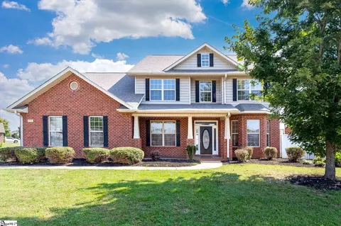 976 Rip Rap Dr, Boiling Springs, SC 29316