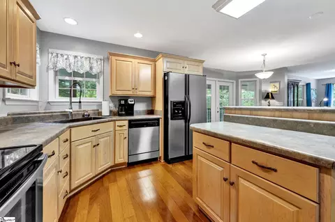 Kitchen - 104 E Commodore Dr, Cross Hill, SC 29332 photo 2 of 3