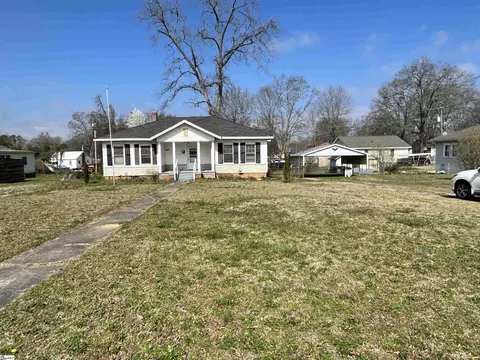 502 Milton Rd, Joanna, SC 29351