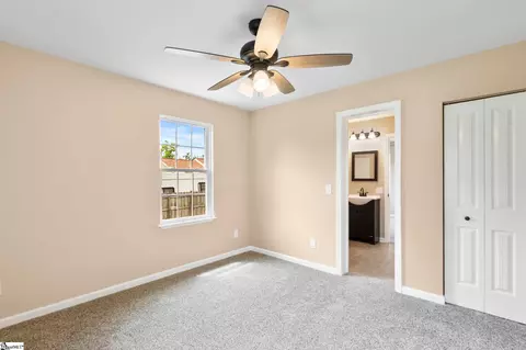 Bedroom - 1002 Overbrook Dr, Seneca, SC 29678 photo 8 of 8