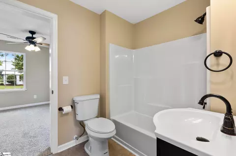 Bath - 1002 Overbrook Dr, Seneca, SC 29678 photo 1 of 1
