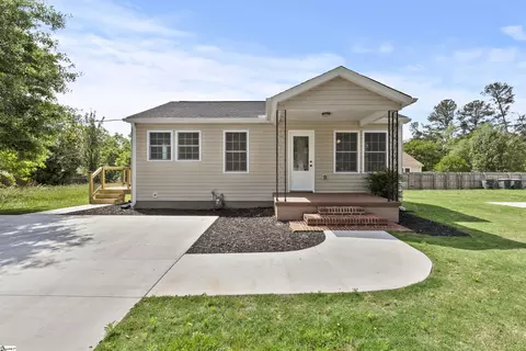 1002 Overbrook Dr, Seneca, SC 29678