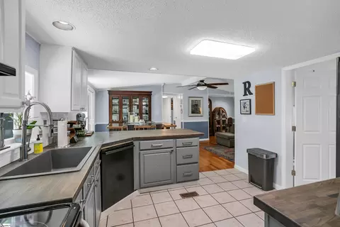 Kitchen - 306 Millervale Rd, Greer, SC 29650 photo 2 of 4