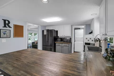 Kitchen - 306 Millervale Rd, Greer, SC 29650 photo 4 of 4