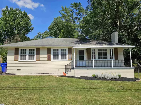 51 Holmes Dr, Greenville, SC 29609
