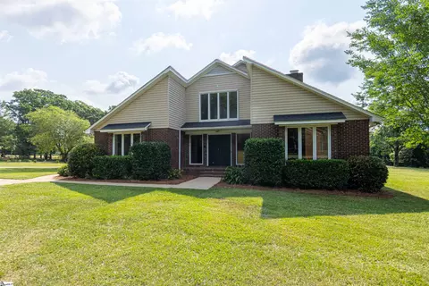 712 Abner Creek Rd, Greer, SC 29651