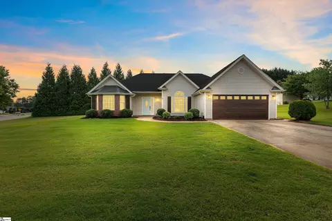 201 Casey Lee Ln, Greer, SC 29650