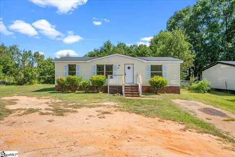904 Antioch Church Rd, Greenville, SC 29605