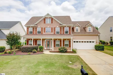 9 Flat Shoals Ct, Simpsonville, SC 29680