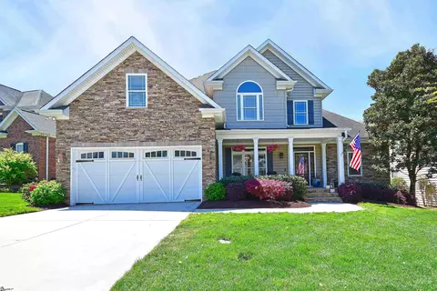 3 Thorncliff Ct, Simpsonville, SC 29681