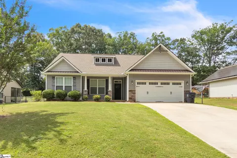 103 Somerset Dr, Lyman, SC 29365