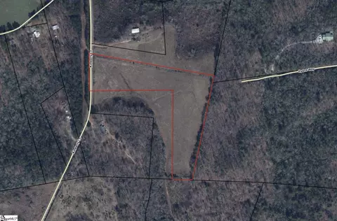 379 Kimberly Ln, Tamassee, SC 29686