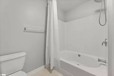 Bath - 72 Spring Crossing Cir, Greer, SC 29650 photo 2 of 2