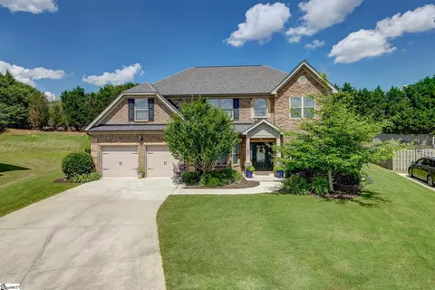 32 Governors Lake Way, Simpsonville, SC 29680
