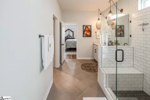 Entry Way - 589 Backacre Ct, Greer, SC 29651 photo 4 of 6