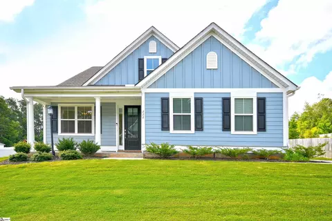 222 Deerview Trl, Simpsonville, SC 29680