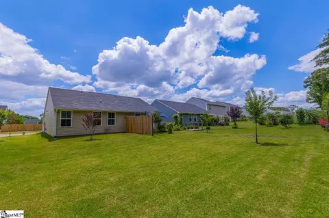 349 Elwin Ln, Greer, SC 29651 photo 22