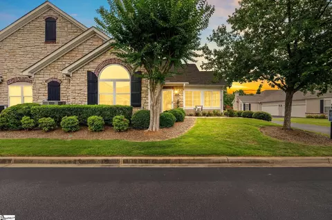 124 Fudora Cir, Simpsonville, SC 29681