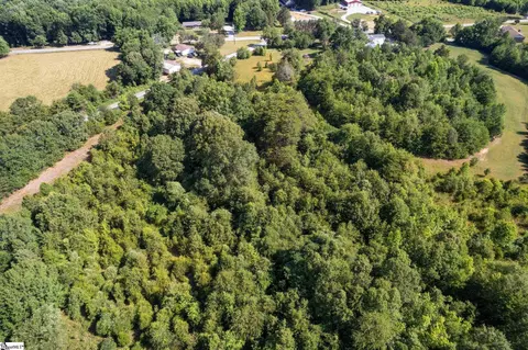 2270 Davis Rd, Woodruff, SC 29388 photo 7
