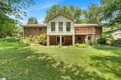 Exterior - 331 Pinehurst Dr, Mauldin, SC 29662 photo 6 of 9