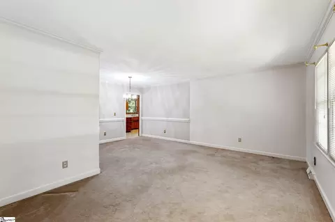 Living - 331 Pinehurst Dr, Mauldin, SC 29662 photo 5 of 5