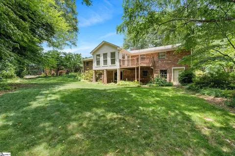 Exterior - 331 Pinehurst Dr, Mauldin, SC 29662 photo 5 of 9