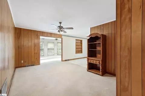 Living - 331 Pinehurst Dr, Mauldin, SC 29662 photo 1 of 5