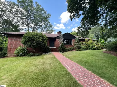 25 Windemere Dr, Greenville, SC 29615