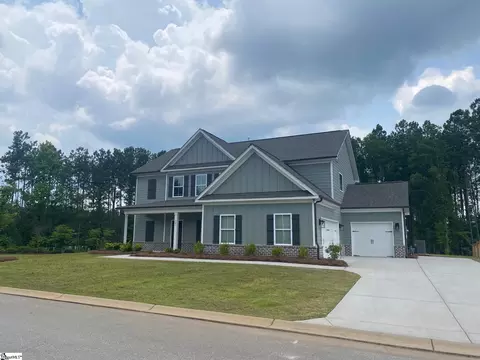 301 Wood Mist Ln, Fountain Inn, SC 29644