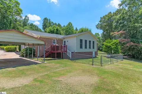 Exterior - 178 Edgewood Rd, Easley, SC 29642 photo 6 of 6