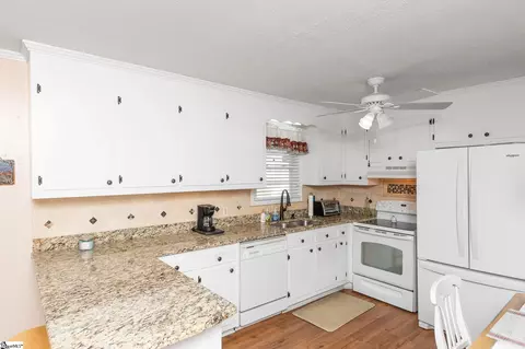 Kitchen - 178 Edgewood Rd, Easley, SC 29642 photo 1 of 2
