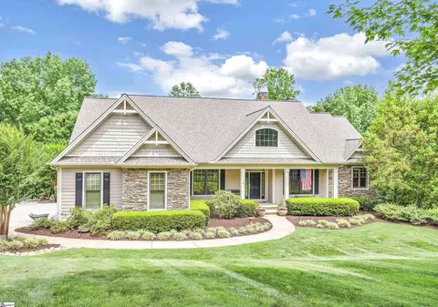 3 Long Shadow Ln, Travelers Rest, SC 29690