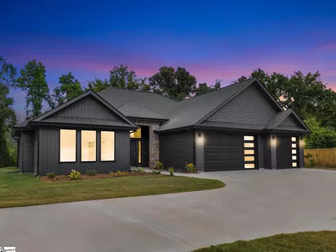 107 Copeland Rd, Greer, SC 29651
