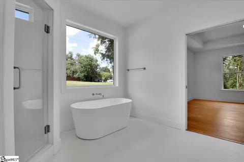 Bath - 107 Copeland Rd, Greer, SC 29651 photo 1 of 5