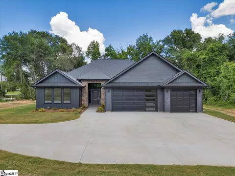 Exterior - 107 Copeland Rd, Greer, SC 29651 photo 3 of 6