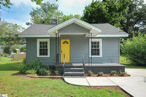 4 School Street Ext, Taylors, SC 29687