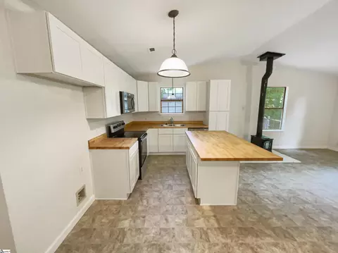 112 Spruce Ave, Greer, SC 29651 photo 9