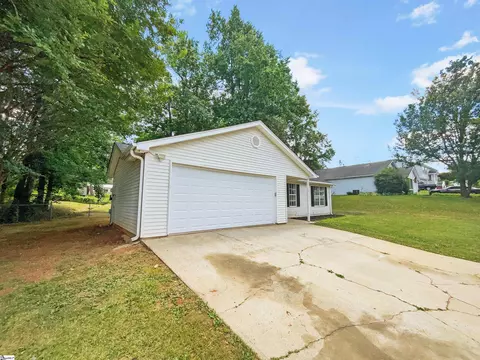 112 Spruce Ave, Greer, SC 29651 photo 7