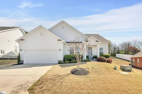 147 Quail Creek Dr, Greer, SC 29650