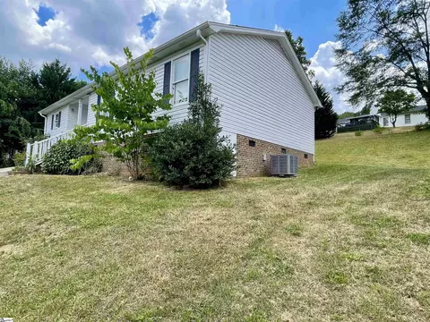 Exterior - 210 N Celestial Dr, Greer, SC 29651 photo 7 of 9