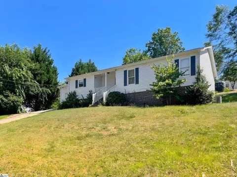 Exterior - 210 N Celestial Dr, Greer, SC 29651 photo 2 of 9