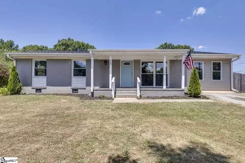 209 Havendale Dr, Fountain Inn, SC 29644