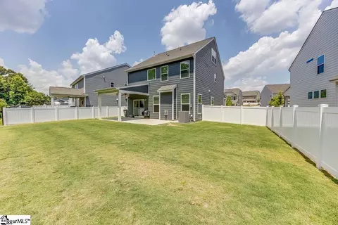 Exterior - 1096 Baldwin Dr, Lancaster, SC 29720 photo 6 of 7