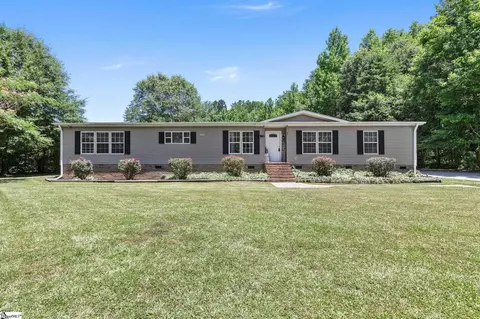 27 Collins Rd, Travelers Rest, SC 29690