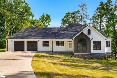 100 George Williams Dr, Easley, SC 29642