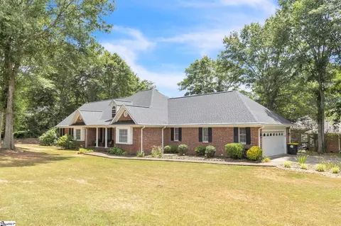 402 Lia Way, Easley, SC 29642