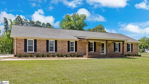 100 Patrol Club Rd, Greenville, SC 29609
