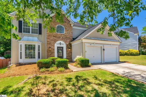 304 Collingsworth Ln, Greenville, SC 29615